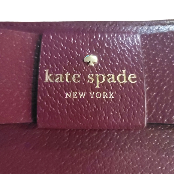 Kate Spade Matthew Street Nisha Long Wallet Cherrywood - Picture 2 of 9